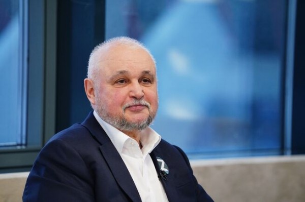 
Сергей Цивилев дал старт Году молодежи и студентов в Кузбассе и ответил на вопросы в прямом студенческом эфире                