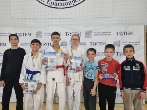 В Красноярске состоялось открытое первенство краевой детско-юношеской спортивной школы по рукопашному бою В Красноярске состоялось открытое первенство краевой детско-юношеской спортивной школы по рукопашному бою
