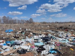 Несанкционированная свалка площадью более 1 га выявлена в Топкинском муниципальном округе Кузбасса