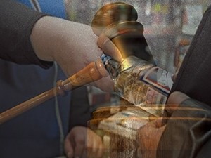 Повторная незаконная продажа спиртного повлекла для жительницы Кузбасса наказание в виде исправительных работ