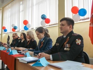 Росгвардейцы с коллегами проверили правовые знания у школьников Росгвардейцы с коллегами проверили правовые знания у школьников