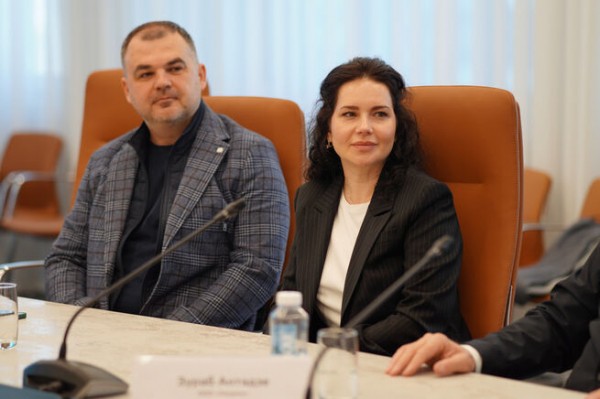 
Сбербанк подготовил подарки ко Дню предпринимателя и узнал, что нужно сибирскому бизнесу                 