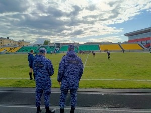 Росгвардейцы обеспечили безопасность болельщиков во время матча чемпионата России по регби Росгвардейцы обеспечили безопасность болельщиков во время матча чемпионата России по регби