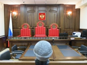 Жителю Кемеровского округа, севшему за руль в состоянии опьянения, назначено наказание в виде 200 часов обязательных работ, с конфискацией автотранспортного средства Жителю Кемеровского округа, севшему за руль в состоянии опьянения, назначено наказание в виде 200 часов обязательных работ, с конфискацией автотранспортного средства