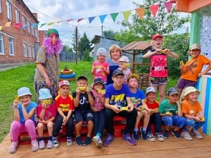 Литературная беседка &laquo;Сказочная страна&raquo; открылась в Тяжине