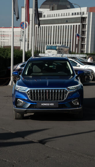 HONGQI: премиальный Китай в облике родной европейской классики
HONGQI: премиальный Китай в облике родной европейской классики