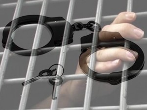 «Ты – следующая»: в Кузбассе суд заключил под стражу 37-летнюю жительницу Мариинска, обвиняемую в убийстве соседа «Ты – следующая»: в Кузбассе суд заключил под стражу 37-летнюю жительницу Мариинска, обвиняемую в убийстве соседа