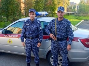 Росгвардейцы оперативно нашли пропавшего 10-летнего школьника в Кузбассе Росгвардейцы оперативно нашли пропавшего 10-летнего школьника в Кузбассе
