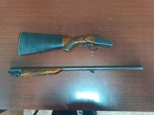 Учительница из Кузбасса обнаружила и сдала в Росгвардию найденное оружие Учительница из Кузбасса обнаружила и сдала в Росгвардию найденное оружие