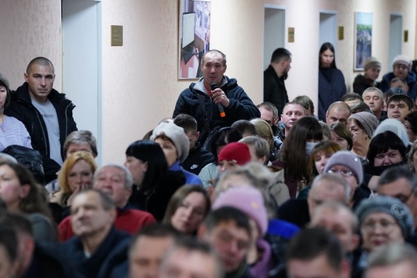 Илья Середюк встретился с коллективом ООО «Шахта «Инская» Илья Середюк встретился с коллективом ООО «Шахта «Инская»