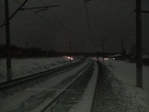 В Кузбассе транспортные полицейские устанавливают обстоятельства смертельного травмирования женщины на железной дороге