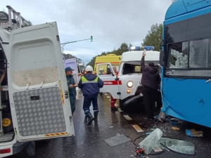 В Кемерове водитель пассажирского автобуса признан виновным в нарушении ПДД, повлекшем причинение тяжкого вреда здоровью гражданина