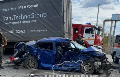 Двое погибли в масштабной аварии под Кемеровом