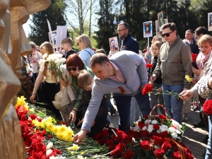 &laquo;Южный Кузбасс&raquo; поздравил с Днем Победы