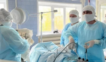 Кузбасские хирурги извлекли из груди пациента 4-сантиметровый осколок снаряда
Кузбасские хирурги извлекли из груди пациента 4-сантиметровый осколок снаряда