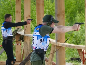 Кузбасские спецназовцы отличились на чемпионате по служебному биатлону в Иркутской области