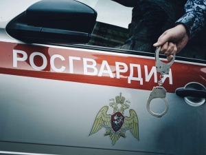 Росгвардейцы задержали горожанина, который угрожал работнику травмпункта Росгвардейцы задержали горожанина, который угрожал работнику травмпункта