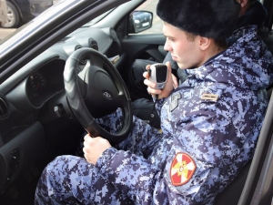 Росгвардейцы защитили вахтера от агрессивного междуреченца 