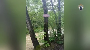 В Приморье три человека погибли, оказавшись в шлюзовой системе сброса воды
В Приморье три человека погибли, оказавшись в шлюзовой системе сброса воды